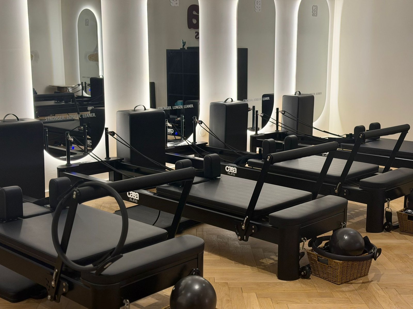 Showroom photo 9